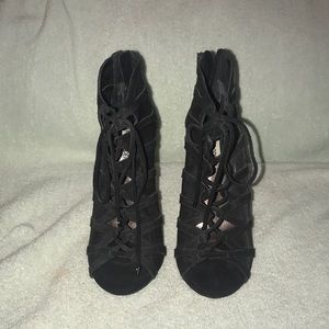 Steve Madden suede heels, black.